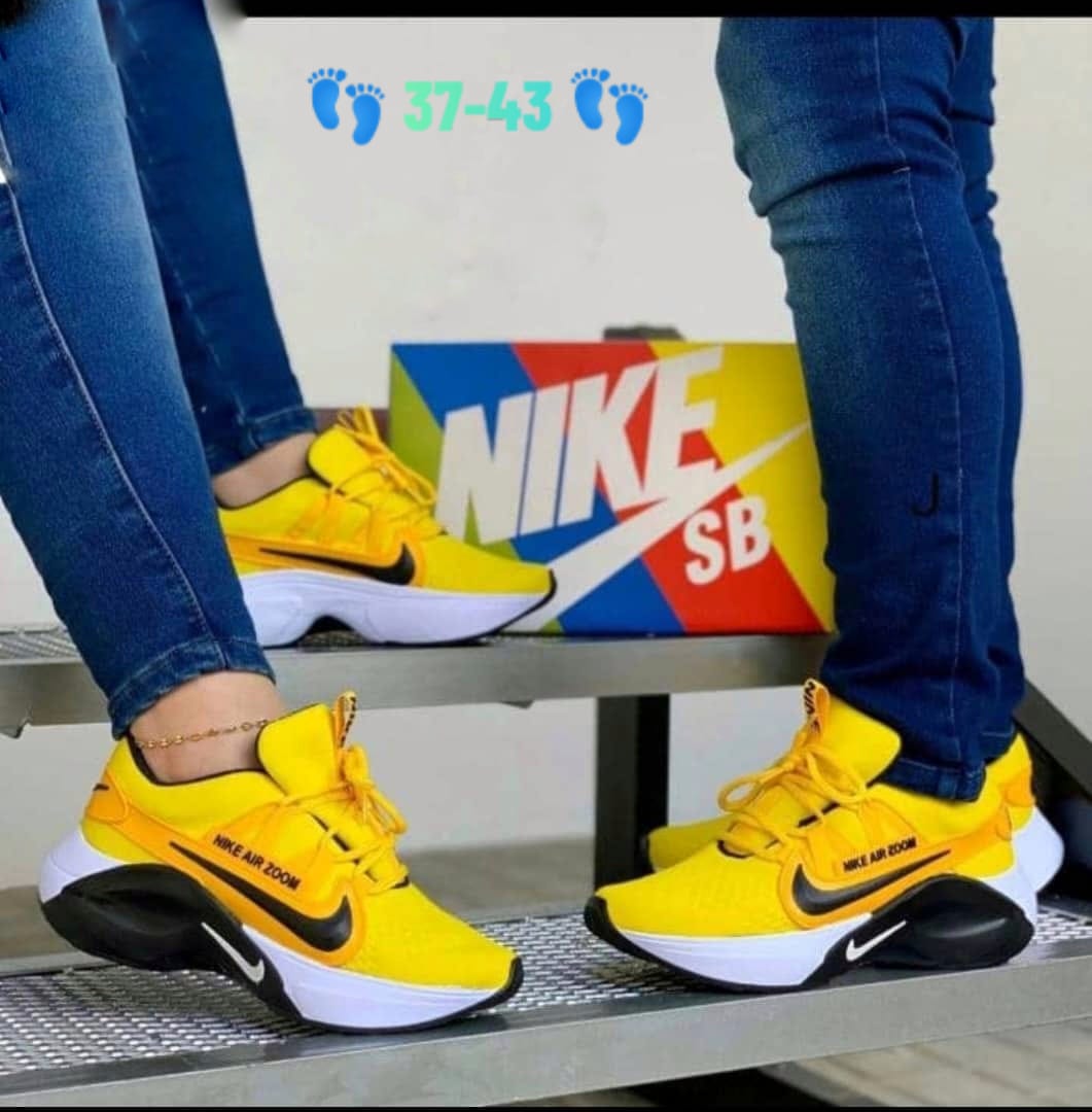 Tenis Nike Zoom